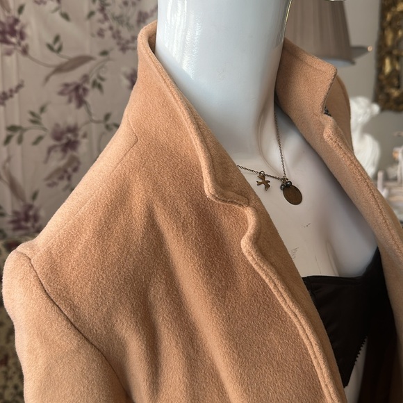 Vintage Camel Wool cashmere lined Jacket XS Fitted snuggly Very warm No closure - Picture 5 of 15